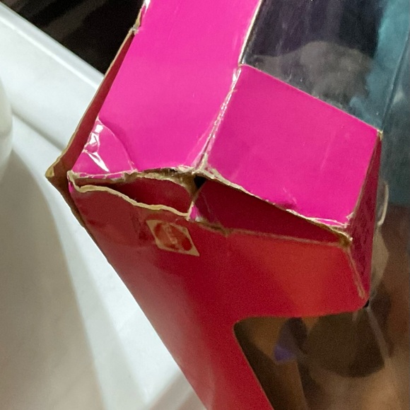 Barbie & Ken Olympic Skater Dolls 1998 box damage - Picture 7 of 7